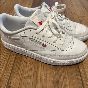 🌿Reebok Classics🌿